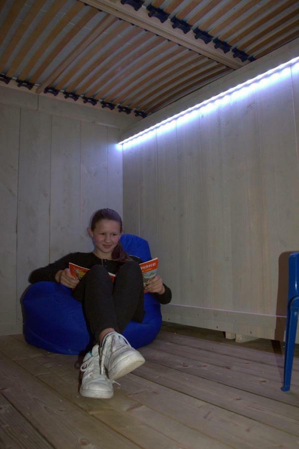 Hotel Glamping Op Het Zeugekot à Beveren  Extérieur photo