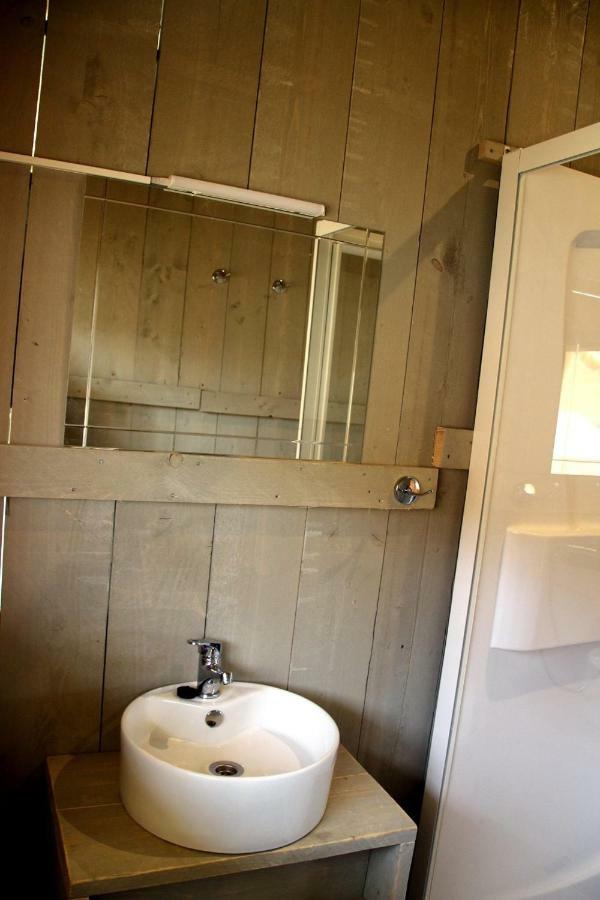 Hotel Glamping Op Het Zeugekot à Beveren  Extérieur photo
